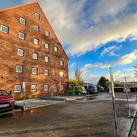 Kietzspeicher App 13 דירה *